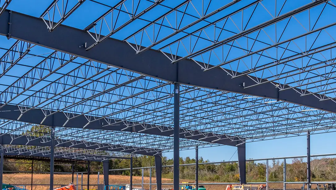 Wide view on metal building with NewBay™ Bridging on joist