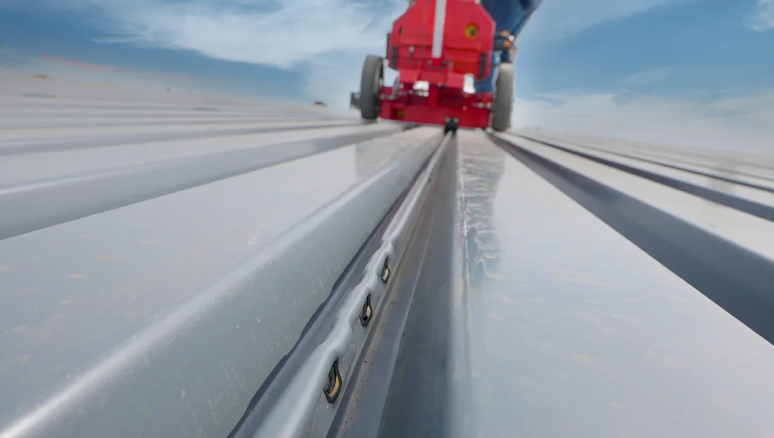 Close up clinch side-lap connections on b deck